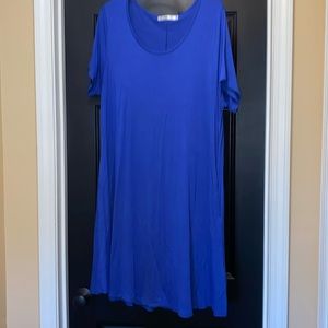 JollieLovin rayon spandex, T-shirt, dress royal blue size 2X EUC pockets!